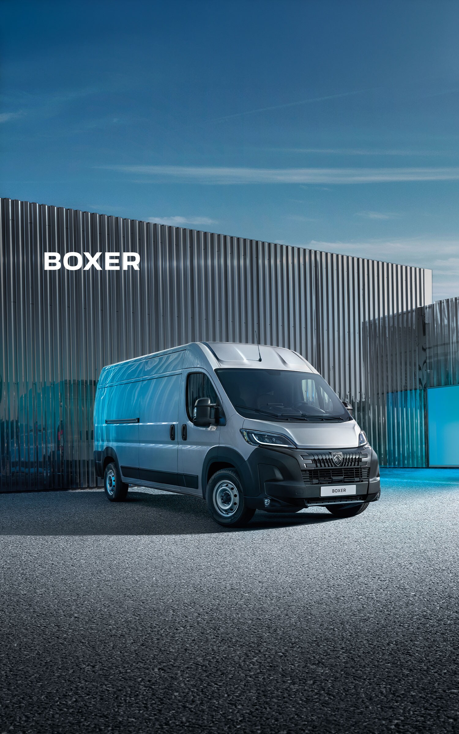 PEUGEOT BOXER rear view